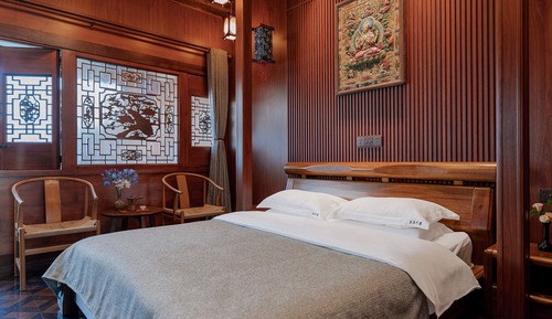 Signature Double Room, 1 Queen Bed