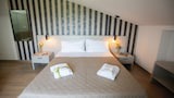 Classic Double or Twin Room, Hill View