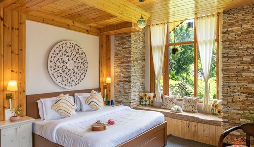 Deluxe Room (mountain view)