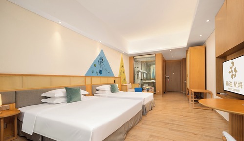 Family Twin Room