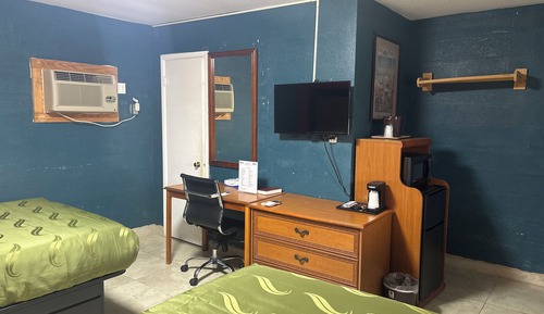 Standard Room, 2 Queen Beds, Non Smoking