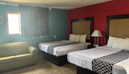 2 Queen Beds and 1 Twin Sofa Bed, Non-smoking