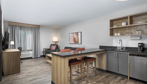 Suite, 1 Bedroom, Accessible, Non Smoking (Communications)