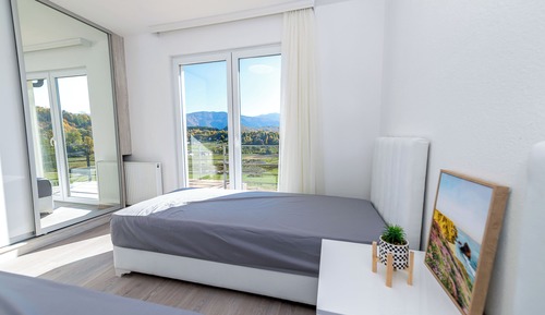 Junior Villa, Mountainside