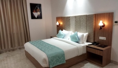 Royal Room