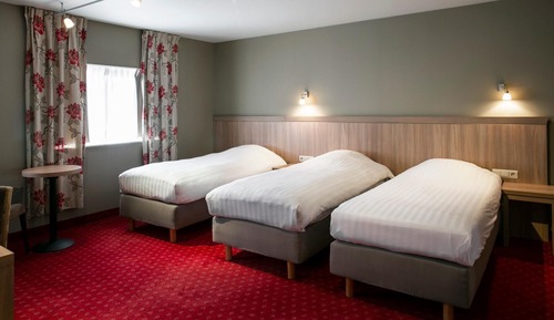 Triple Room, Courtyard View