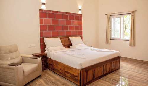 Honeymoon Room