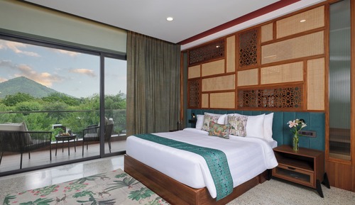 Room, 3 Bedrooms (Nilaya Amaltaas)