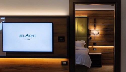 Junior Suite, Courtyard View