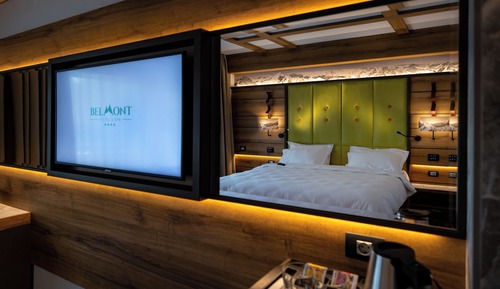 Deluxe Double Room, Hill View