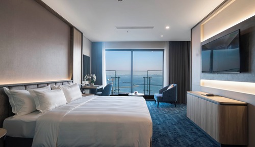 Premier Suite, 1 King Bed, Ocean View