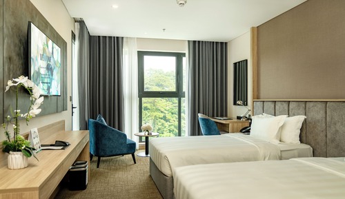 Superior Room, 2 Twin Beds, Accessible, Hill View (Mobility, Garden)