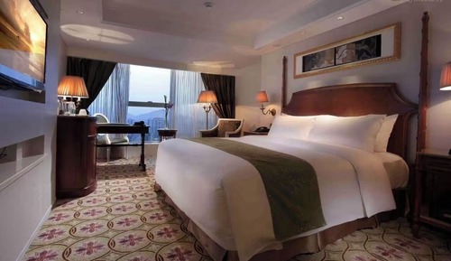 City Single Room, City View