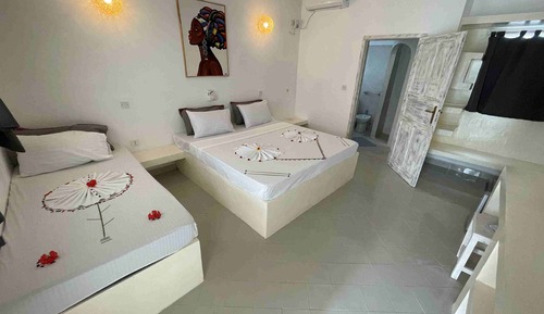 Standard Triple Room, Terrace