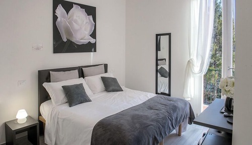 Traditional Triple Room, Balcony, Garden View