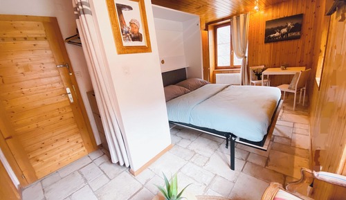 Traditional Apartment