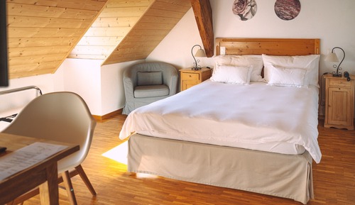 Classic Double Room, Mountain View (Vanil Blanc)