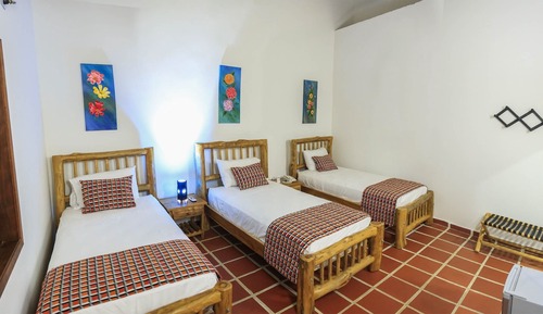 Economy Room