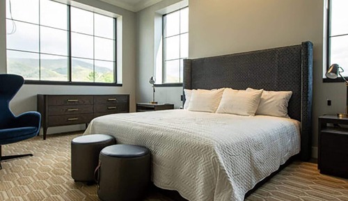 Suite, 1 King Bed with Sofa bed, Non Smoking