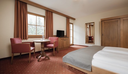 Deluxe Suite, Balcony, Mountain View