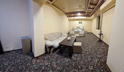 Classic Triple Room, City View