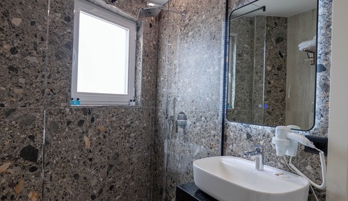 Standard Suite