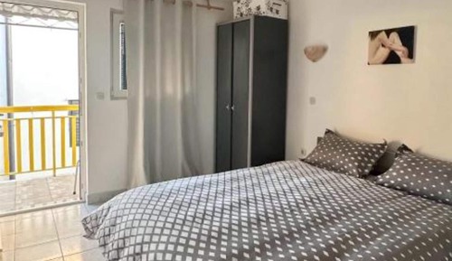 Apartment (One Bedroom Apartment with Balcony (A)