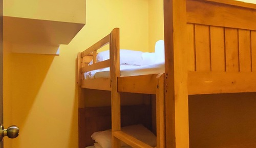 Basic Apartment, 2 Bedrooms, Kitchen