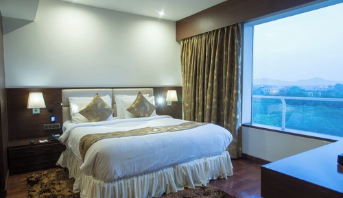 Executive Suite, 1 Queen Bed