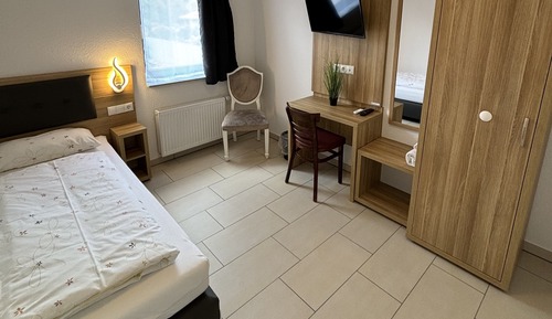 Basic Single Room