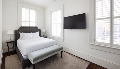 Signature Apartment, 1 Bedroom (Self Check-in with Virtual Front Desk)