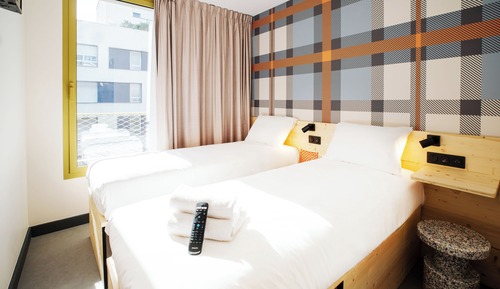 Standard Twin Room