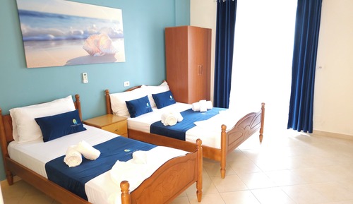 Standard Room, 1 Bedroom, Kitchenette, Courtyard View