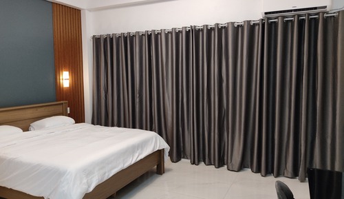 Studio Suite, 1 King Bed, Kitchenette