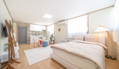 Basic Room, 1 Bedroom (Room 303)