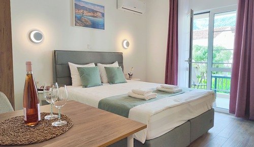Standard Studio, 1 Queen Bed