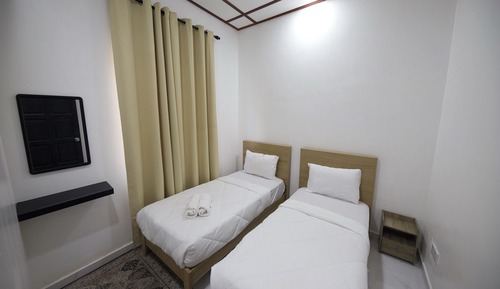 Room, 2 Bedrooms