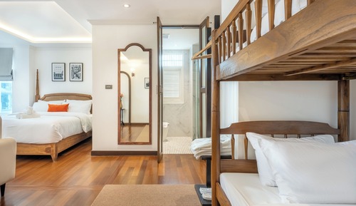 Family Suite, City View