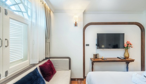 Deluxe Double Room, City View
