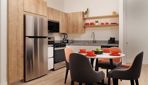 One Bedrooms Corner Residence - Double Queen