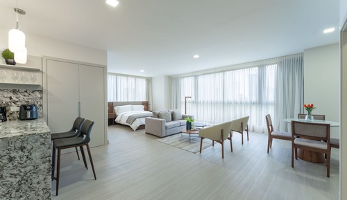 Deluxe Apartment