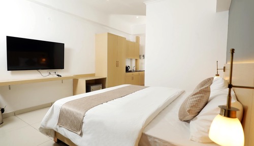 Superior Room, City View
