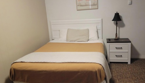 Economy Double Room Single Use, Courtyard View