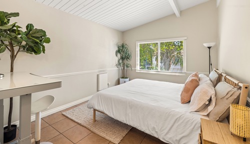 Apartment, 1 King Bed
