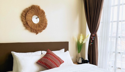 Signature Room
