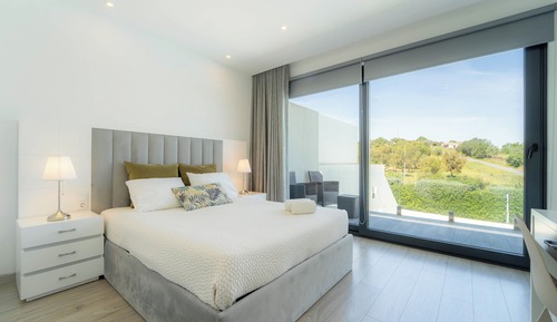 Superior Room, Multiple Beds, Pool View