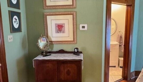 Jasmine Room