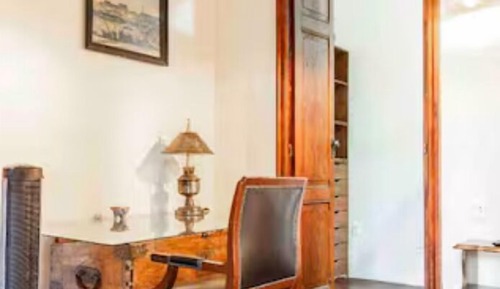 Room, 1 Queen Bed, Private Bathroom