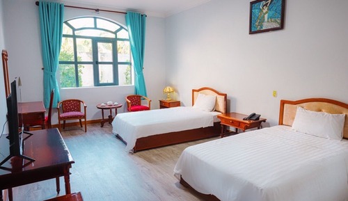 Family Triple Room, Pool View