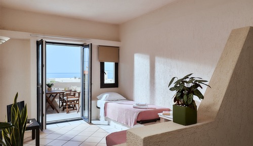 One Bedroom Apartment, Garden View